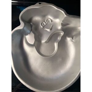 Wilton Ghost Pan Never Used